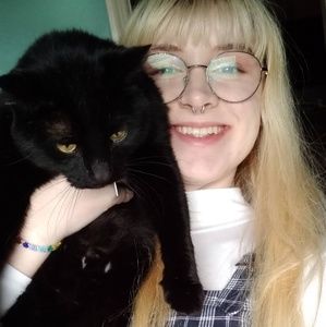 Meet your Posher, Allena